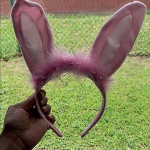 Universal bunny ears